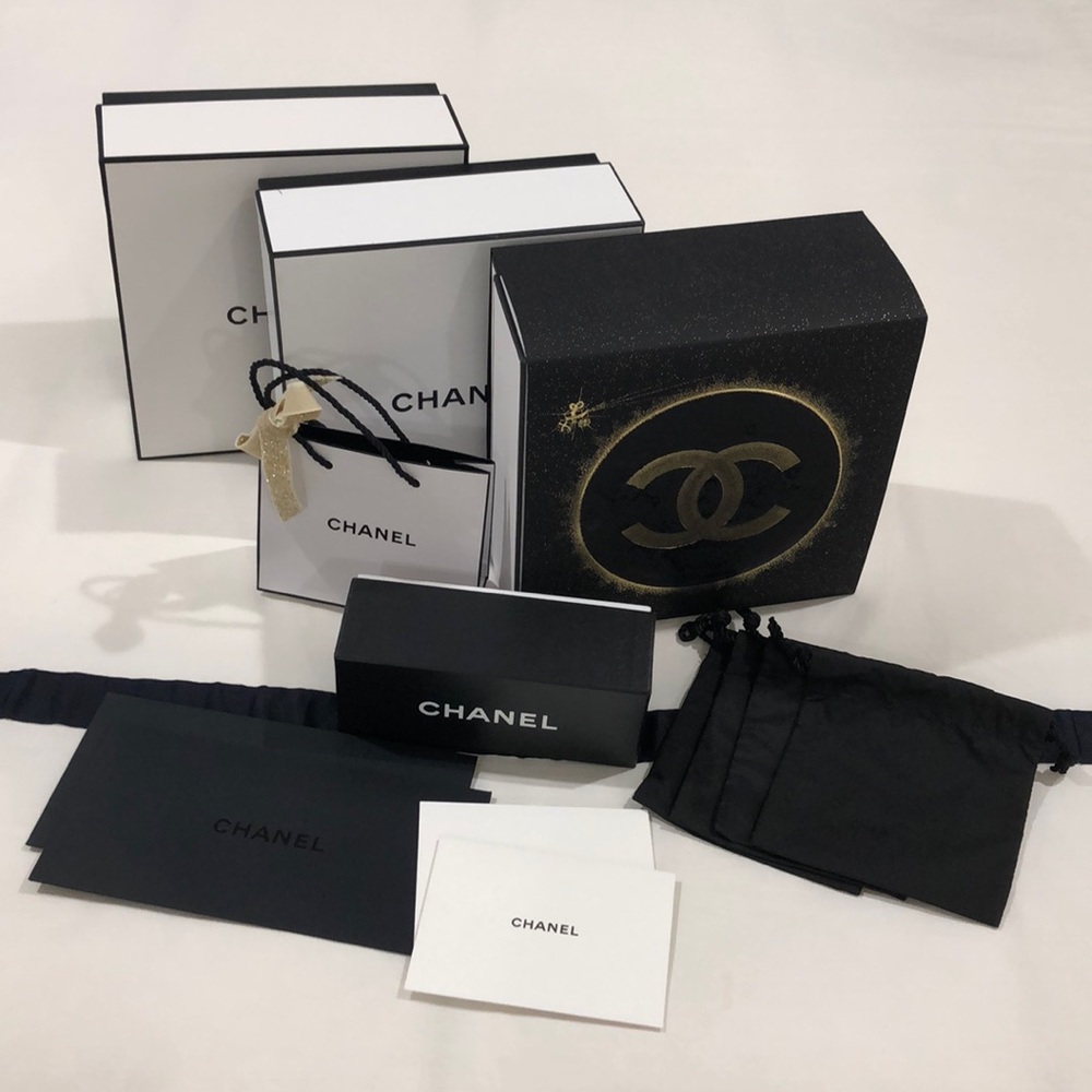 Authentic Chanel PackagingbBundle
